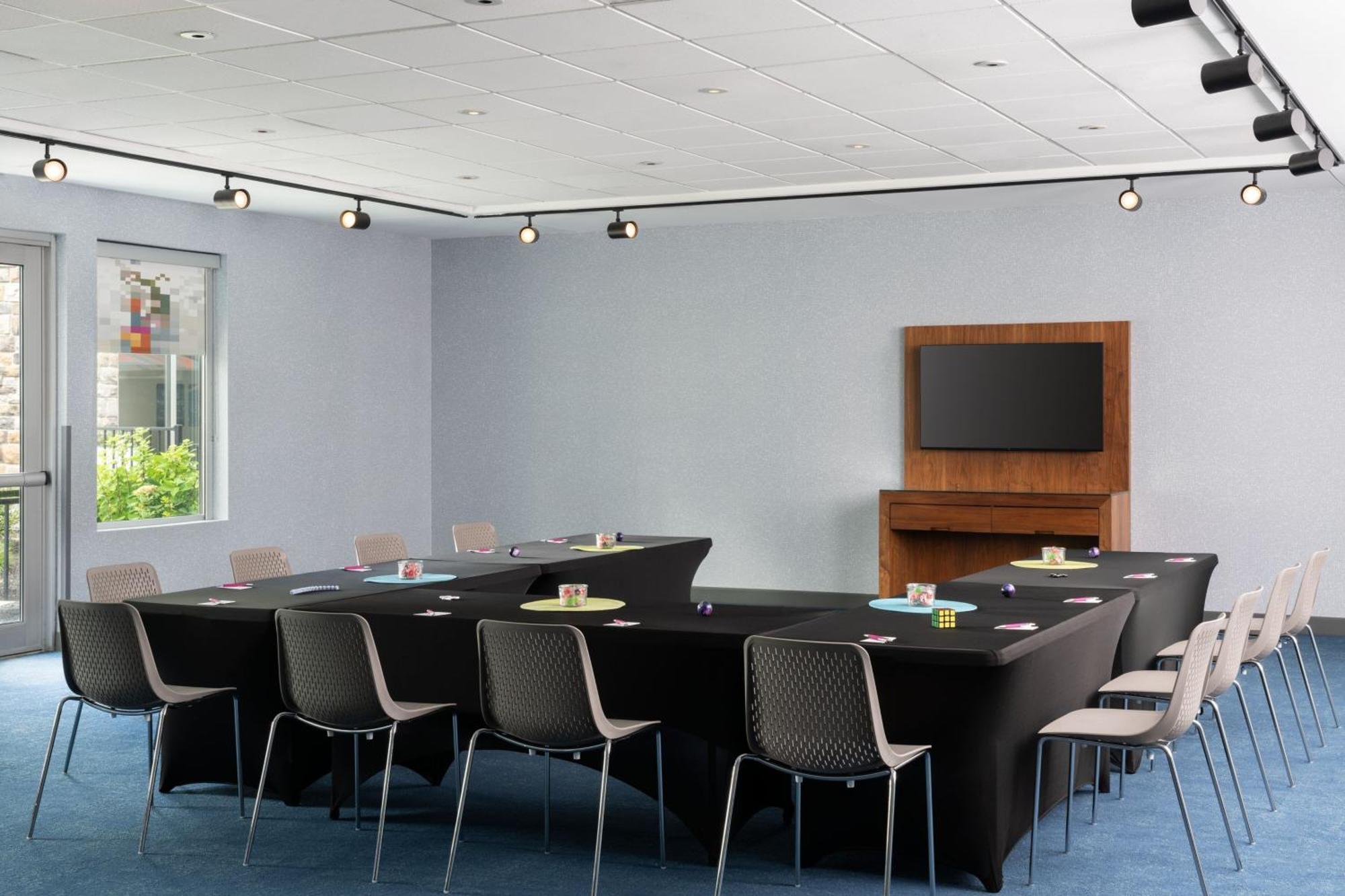 Aloft Beachwood Luaran gambar