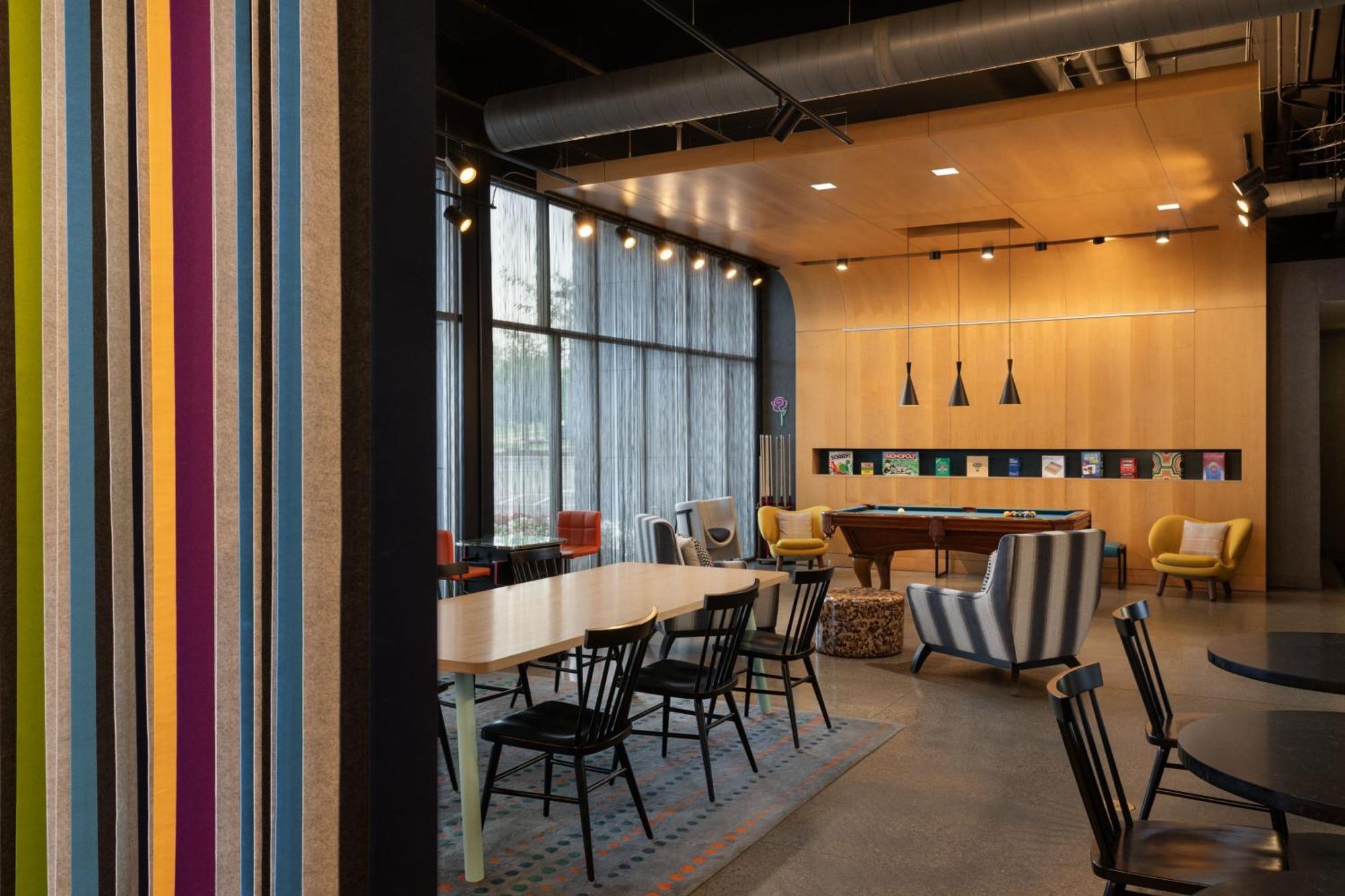 Aloft Beachwood Luaran gambar