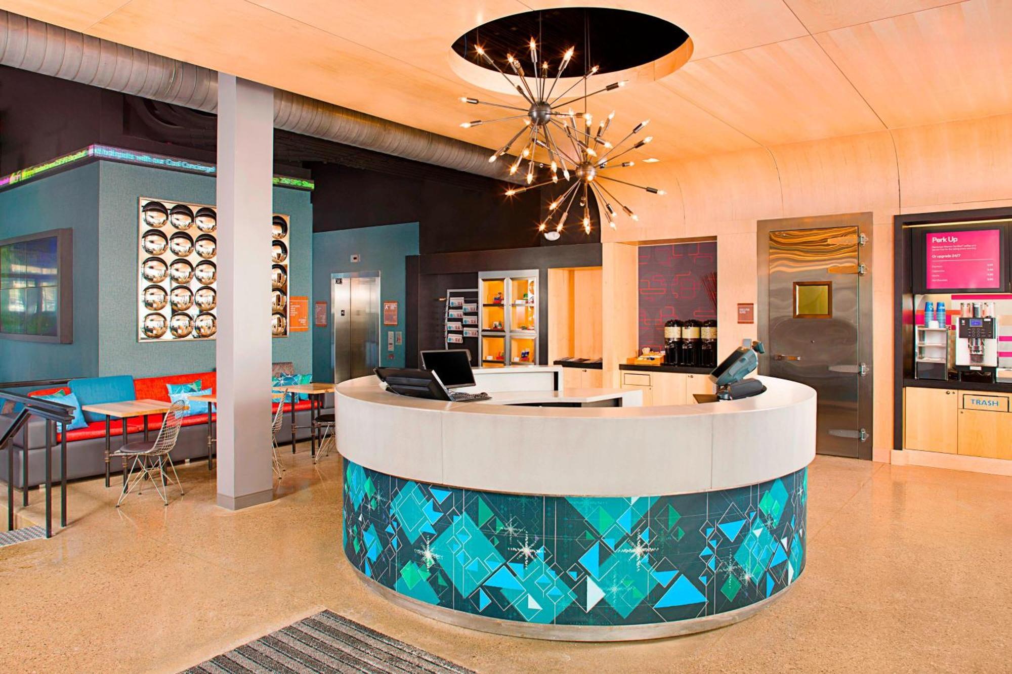 Aloft Beachwood Luaran gambar